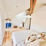 - Loft Le Cosy Apartment Hyeres